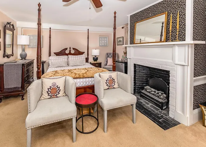 Holiday Guest House Bed & Breakfast